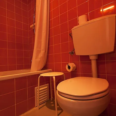 Гостьовий будинок Next 3*