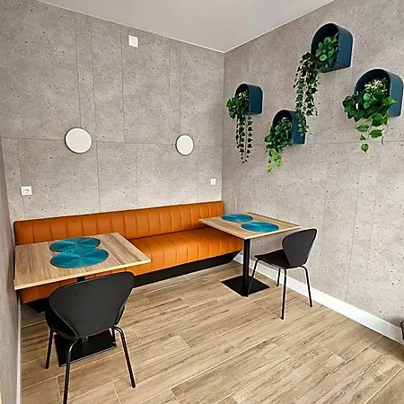 Next Inn Guest house