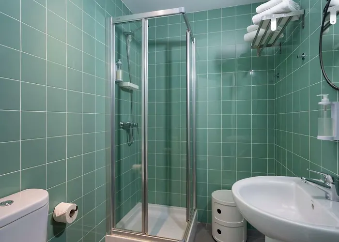 בית הארחה Next 3*